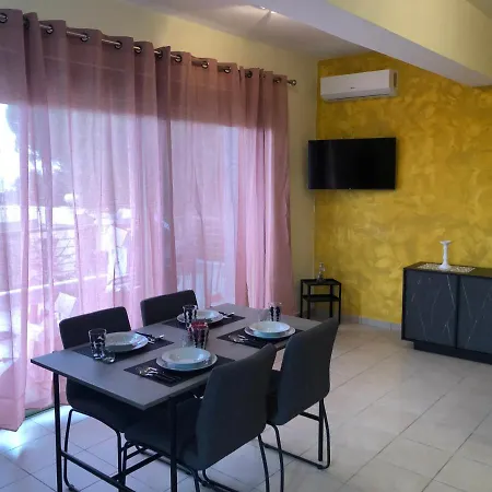 - Luxury Sea View “theodora” 54m2. *