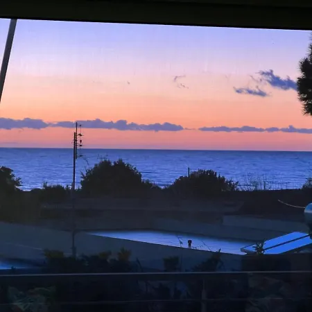 Kakovatos - Luxury Sea View “theodora” 54m2.